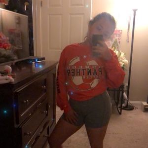 Meet your Posher, Yesenia